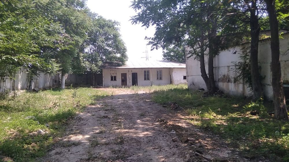 Сотилади 56 сотук