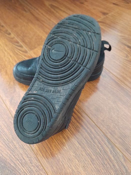 Papuci NIKE marimea 31