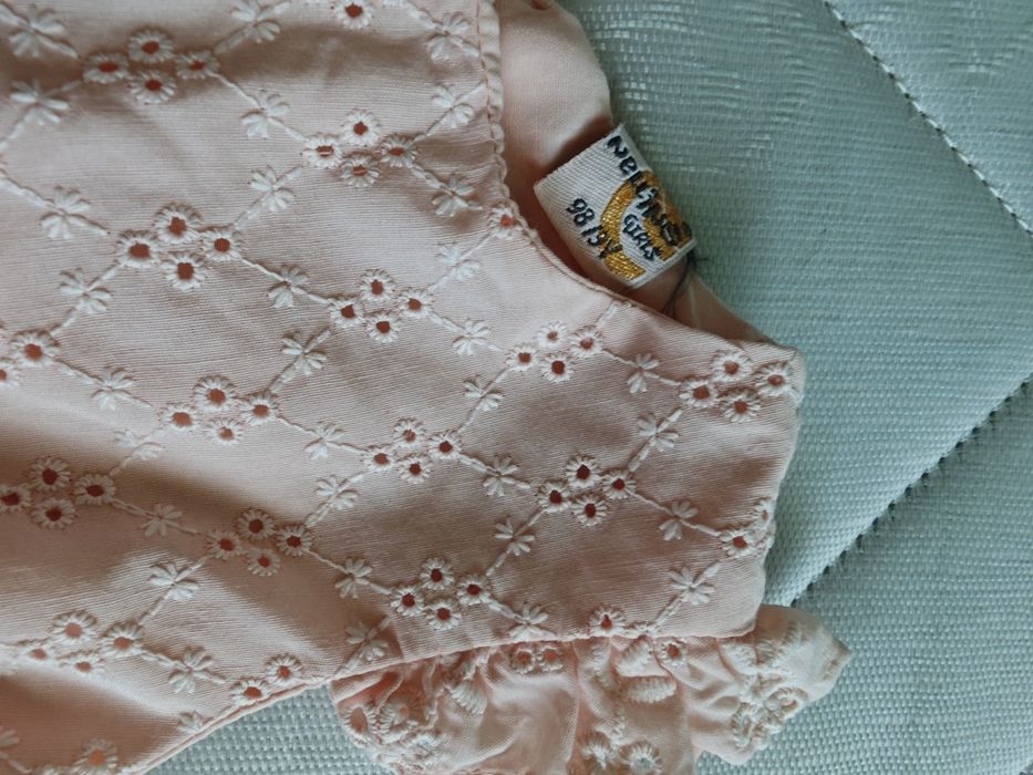 Нова рокля с етикет