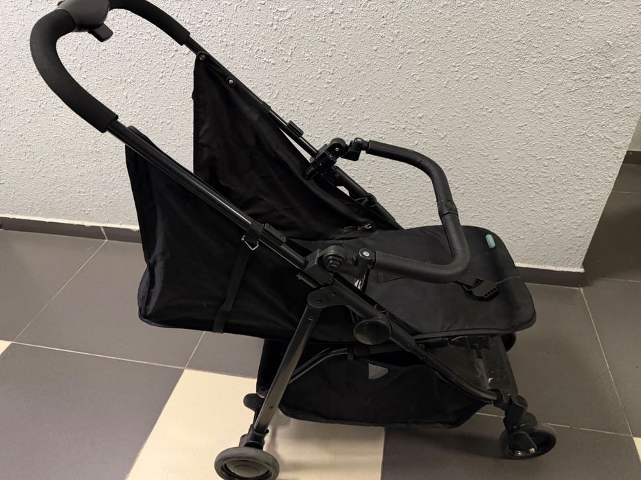 Коляска детская прогулочная