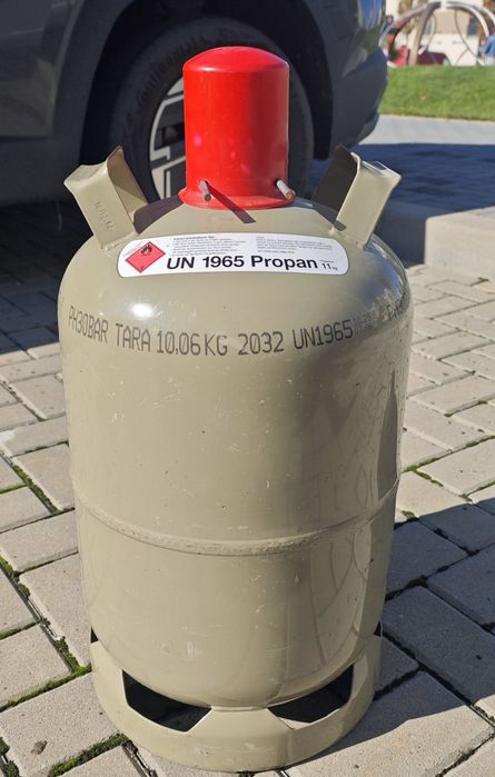 Butelie de gaz pentru autorulotă