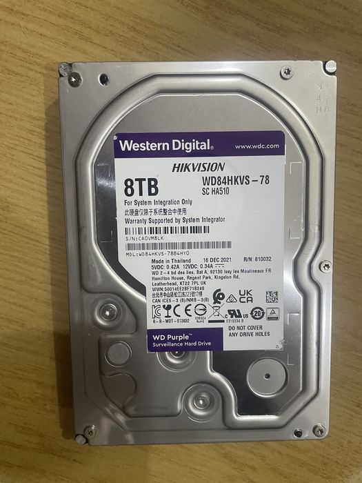 Хард 8 терабает Hikvision бренд