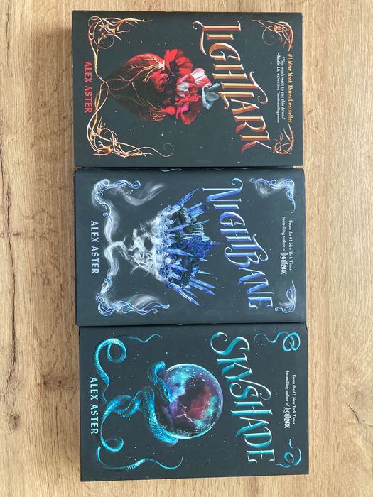 Фентъзи книги на английски