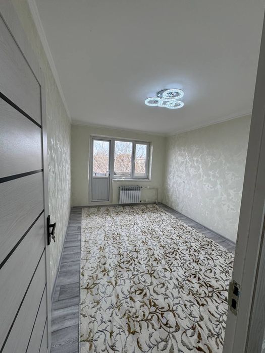 2хоналик 4каватда 23мактаб олдида