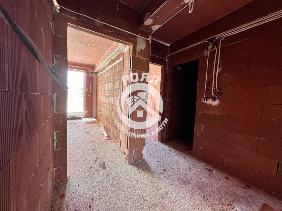 Продава се Двустаен апартамент в Пловдив, Остромила - 64 кв.м за 1007 €/кв.м - Снимка #2