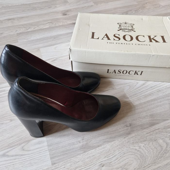 Обувки lasocki от естествена кожа