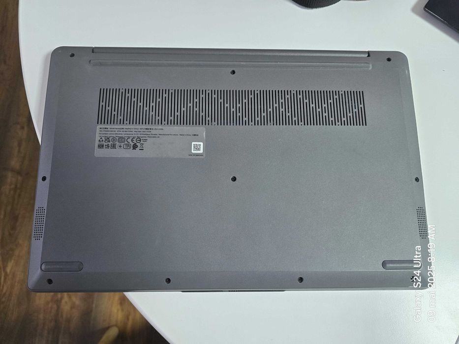 Laptop Lenovo IdeaPad3 - 8GB RAM, 256GB SSD