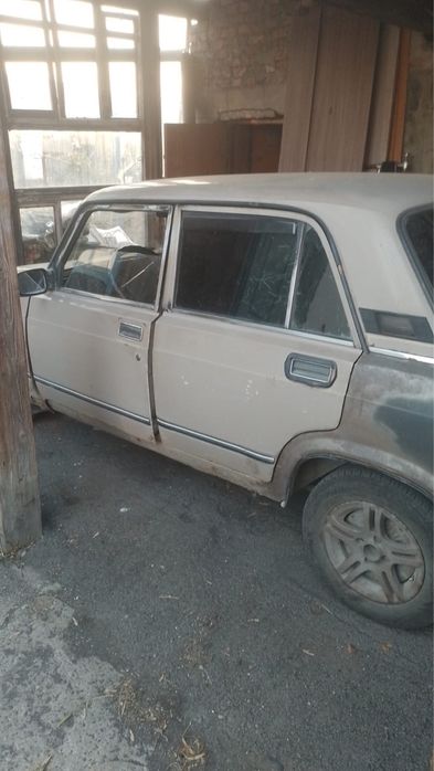 Продам машину ваз 2107
