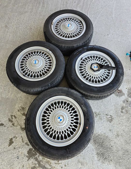 Оригинални Алуминиеви джанти с гуми 5×120 /15"/205.60.15 (Е36)