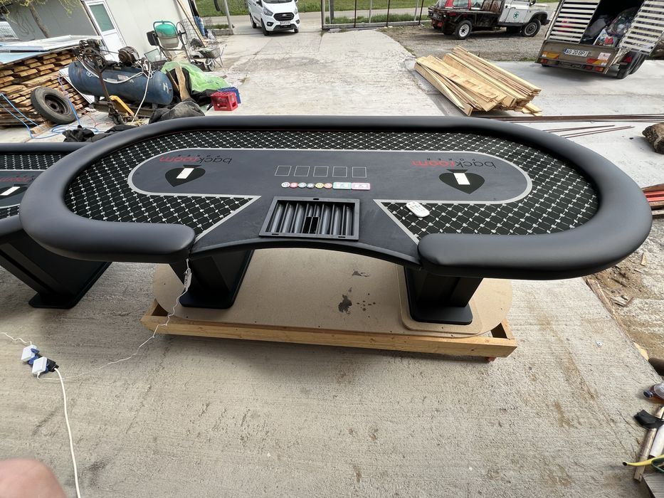 Masa poker cu banda led CustomTables.eu stoc