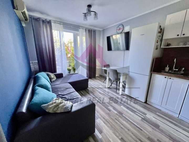 Дава се под наем Двустаен апартамент в Варна, м-т Прибой - 56 кв.м за 400 € - Снимка #1