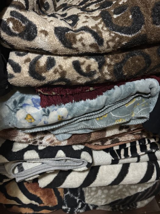 Плед 2-х спальные  б/у