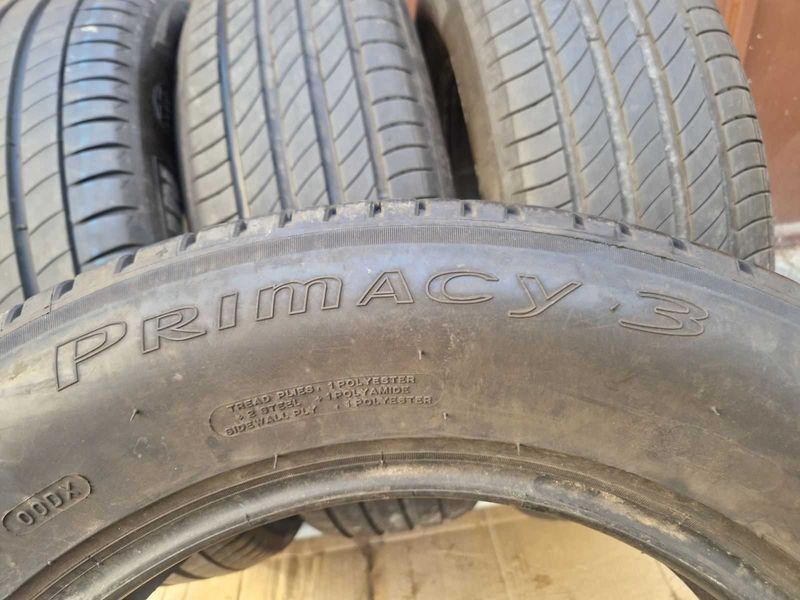 4 Michelin R17 215/65
летни гуми 
DOT3519