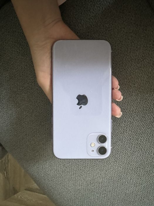Iphone 11 продаю