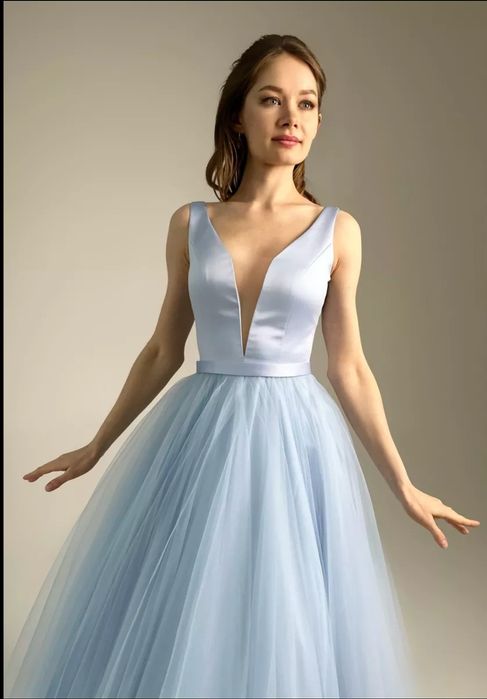 Нарядное пышное платье