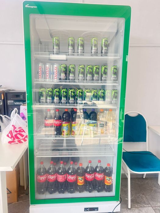 Холодильник  отлично, чистый.