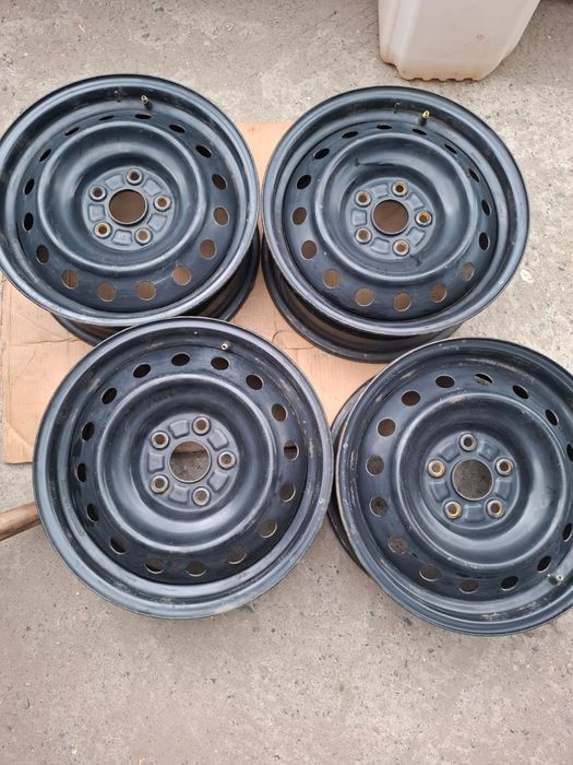 Продам штампованные диски R16 на TOYOTA,NISSAN