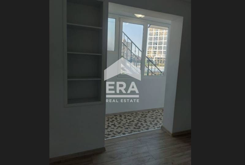 Дава се под наем Магазин в Варна, Цветен квартал - 35 кв.м за 375 € - Снимка #2