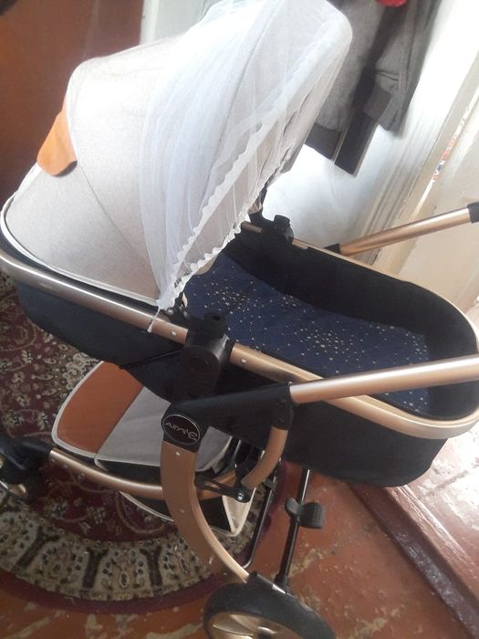 Продам‼️‼️‼️ Коляску и ходунок‼️‼️‼️