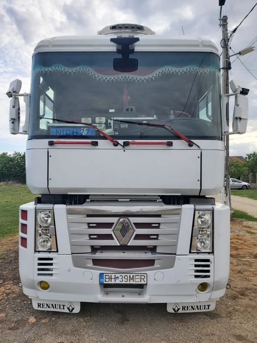 VÂND Renault Magnum