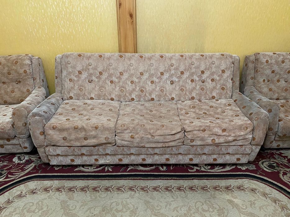 Продам диван и два кресла!