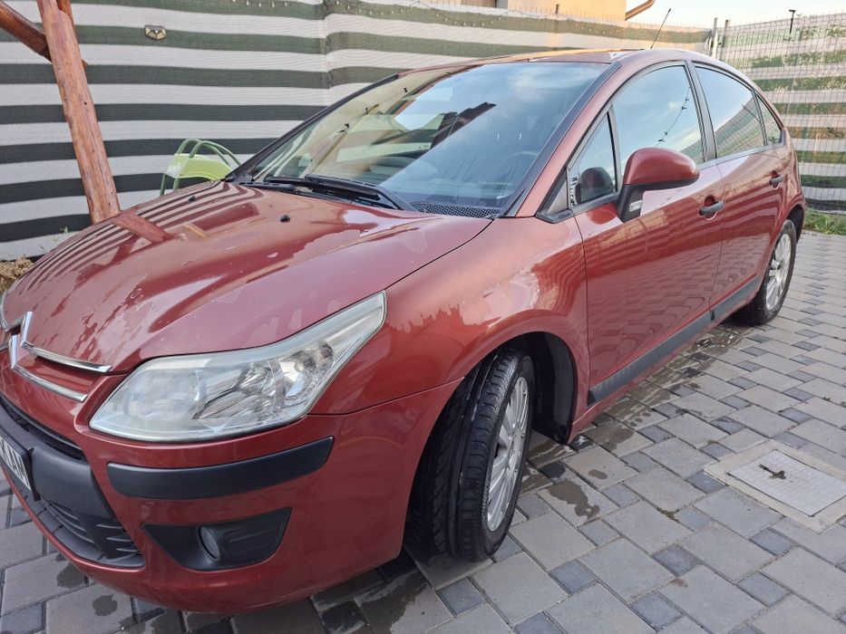 Vând Citroën C4 1.6 HDi (2009) Facelift – Mecanic excelent / Defecte optice de lac
