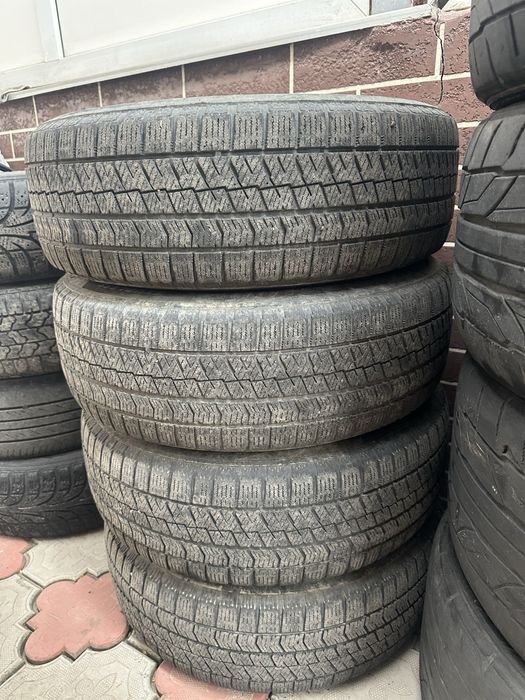 Продам комплект дисков с резиной R15