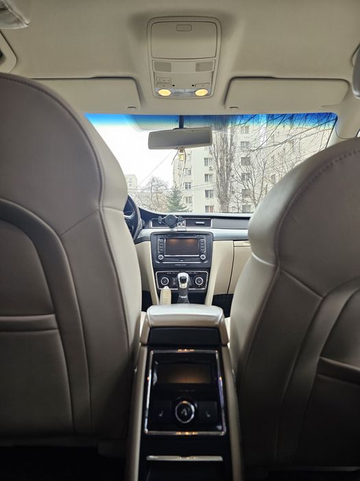PREȚ FIX!!! VÂND Skoda superb 2.0 TDI