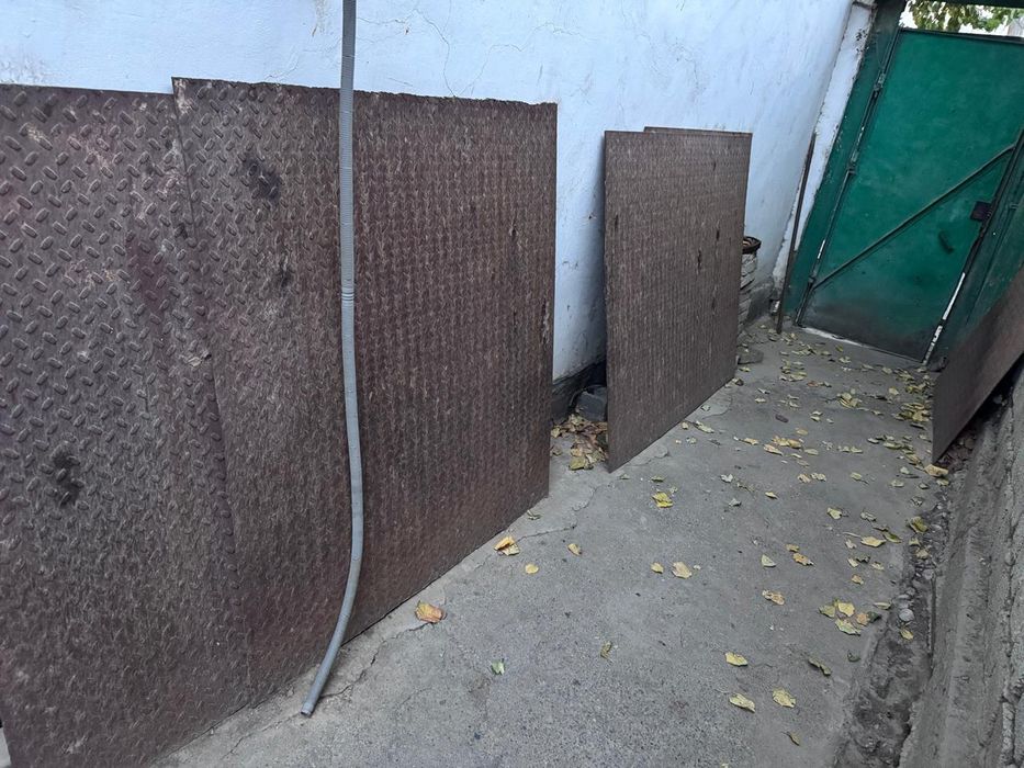 Металл листовой.