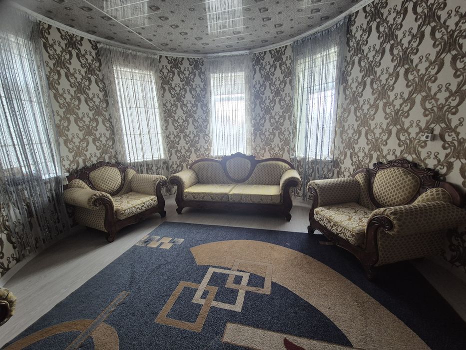 Продаётся диван и кресло