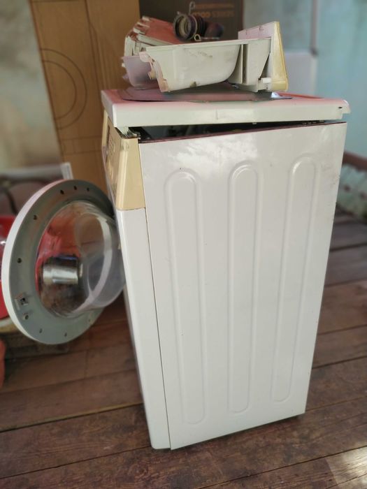 Стиральная машина Самсунг  ,,Diamond,, 6кг , на запчасти