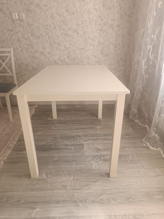 Стол кухоный с 6  стульями