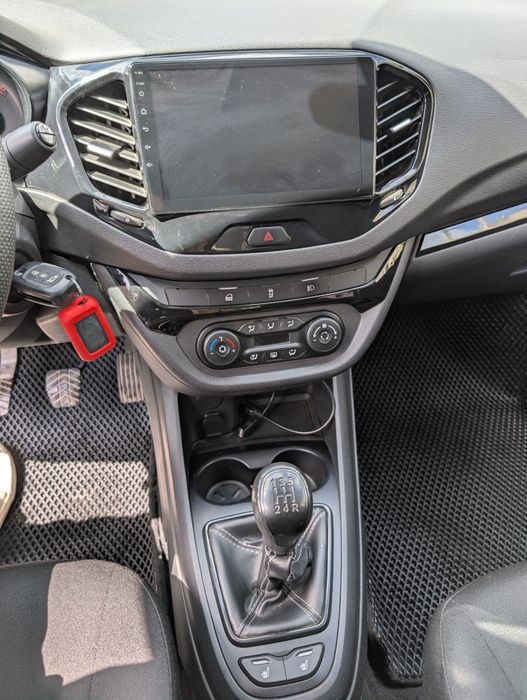 Продам Lada Vesta 2020 1.6