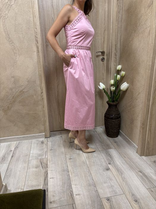 Невероятна рокля Ted Baker