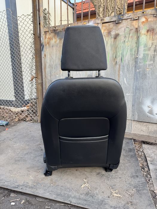 Седалки за Шкода Октавия 3