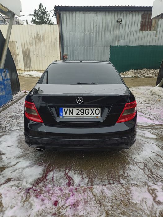 Vând/Schimb Mercedes w204 c200cdi