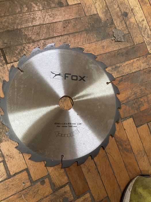 Panza circular pentru Lemn Fox 250x2,8x30mm italia Noua