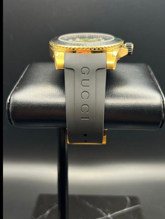 Ceas Gucci Dive Gold