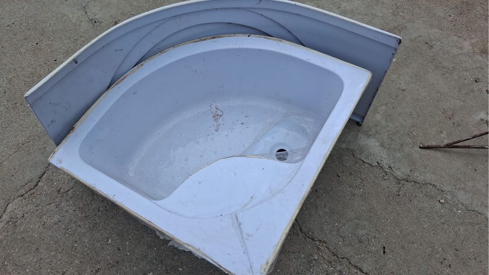 Cada dus, noua in folie