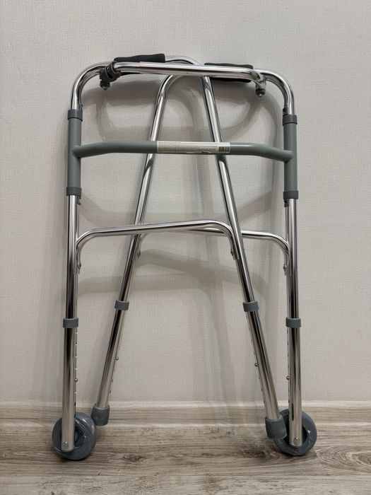 Ходунки для взрослых