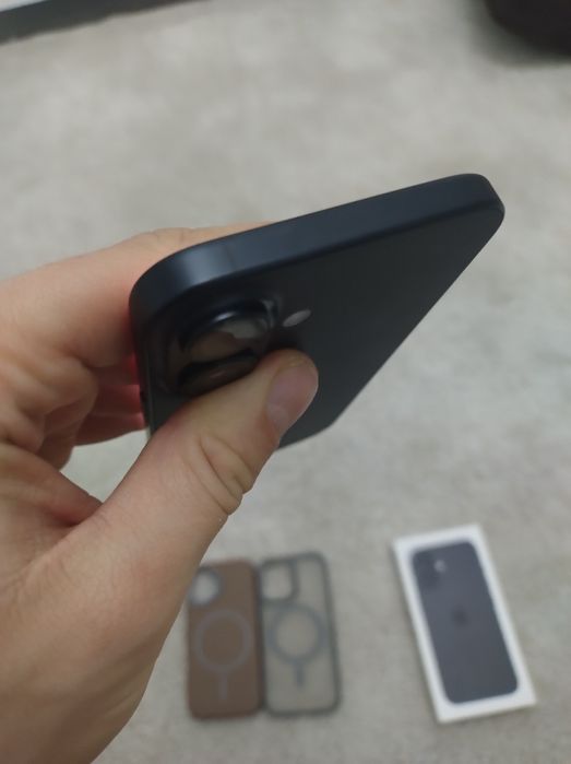 iPhone 16 - 17 cicluri - 1 AN garantie