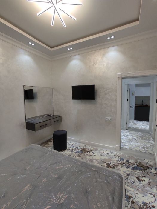 Oybek METRO Yaqinida 2 xonali kvartira bezmakler