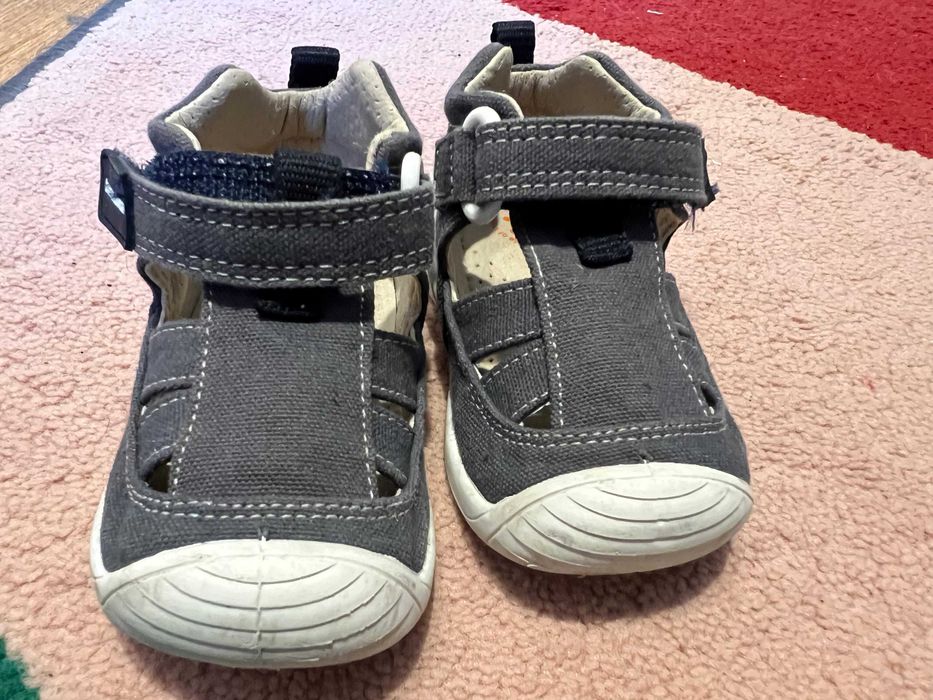 Biomecanics 18 pantofi sandale