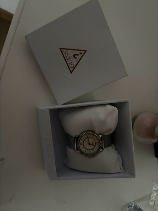 Ceas guess  stare foarte buna