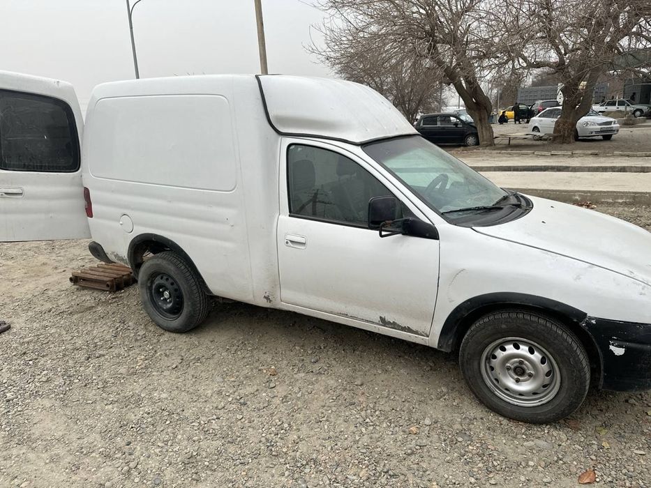 Опел комбо ЗАПЧАСТЛАРИ бор