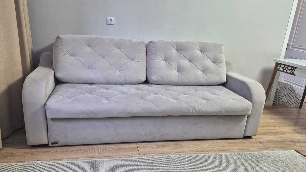 Срочно продам спальный диван