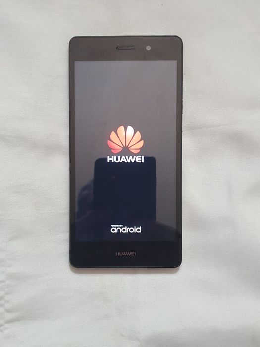 Huawei P8 Lite..