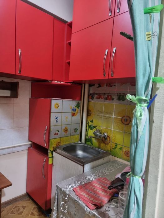 Продаю квартиру в Яшнабадском районе Дубовая голерейка 1-комнатная