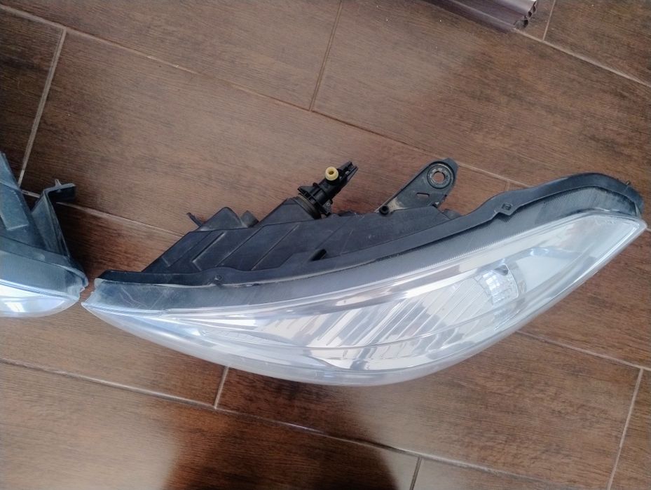 Faruri Dacia Dokker, Lodgy