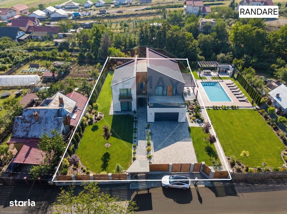 Casa la rosu cu autorizatie valabila in Hemeius - Fantanele